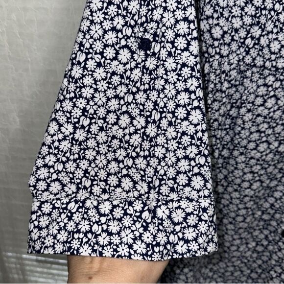 Cynthia Rowley 3X Navy White Ditsy Floral V-Neck Button Front Tunic - Picture 7 of 14